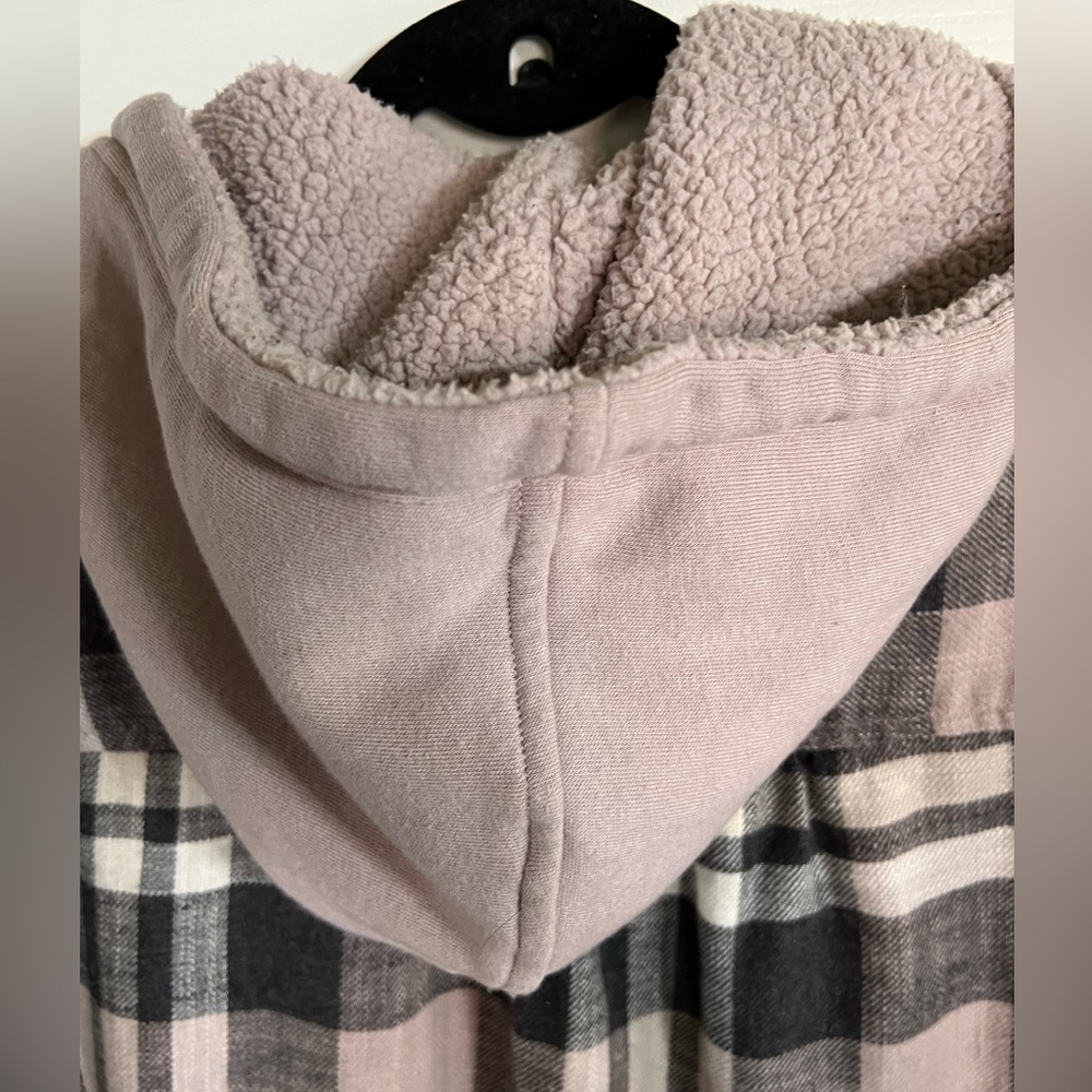 American Eagle flannel shirt - Picture 3 of 5